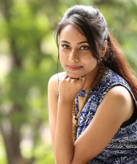 Kenisha Bhardwaj Wiki-Biography-Age-Weight-Height-Profile Info.