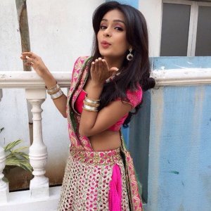 Sonal Vengurlekar hd wallpapers