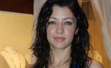 Aditi Govitrikar Wiki-Biography-Age-Weight-Height-Profile Info.