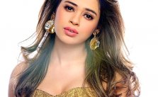 Shalmali Kholgade Wiki-Biography-Age-Weight-Height-Profile Info.
