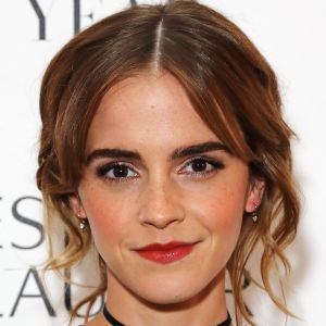 Emma Watson Wiki-Biography-Age-Height-Weight-Profile-Info.