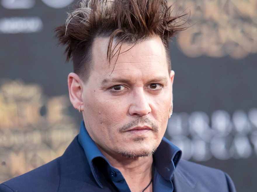 Johnny-Depp-Wiki-Biography-Age-Height-Weight-Profile-Info.-new-image.jpg
