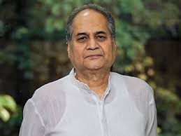 Rahul Bajaj Famous businessman HD Photo